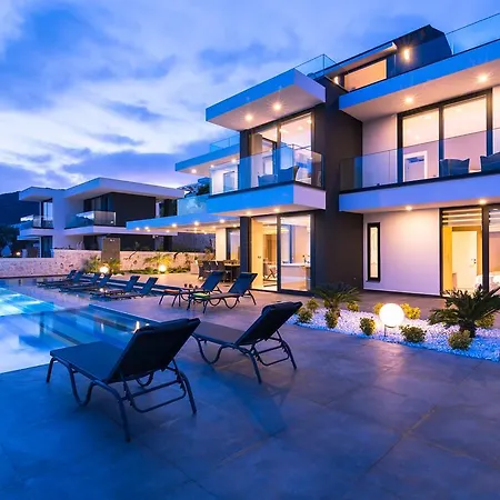 Vogue Villa